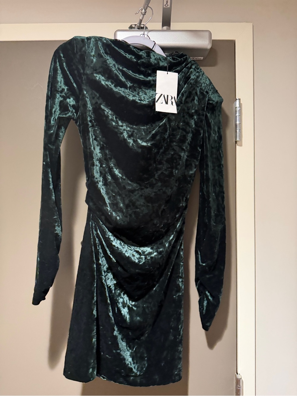 ZARA Dark Emerald Green Crushed Velvet Long-Sleeve Mini Dress